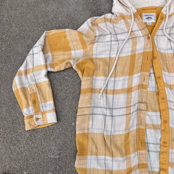 Fall flannel with hood. Yellow, white and blue flannel from American Eagle. Soft - Picture 6 of 7